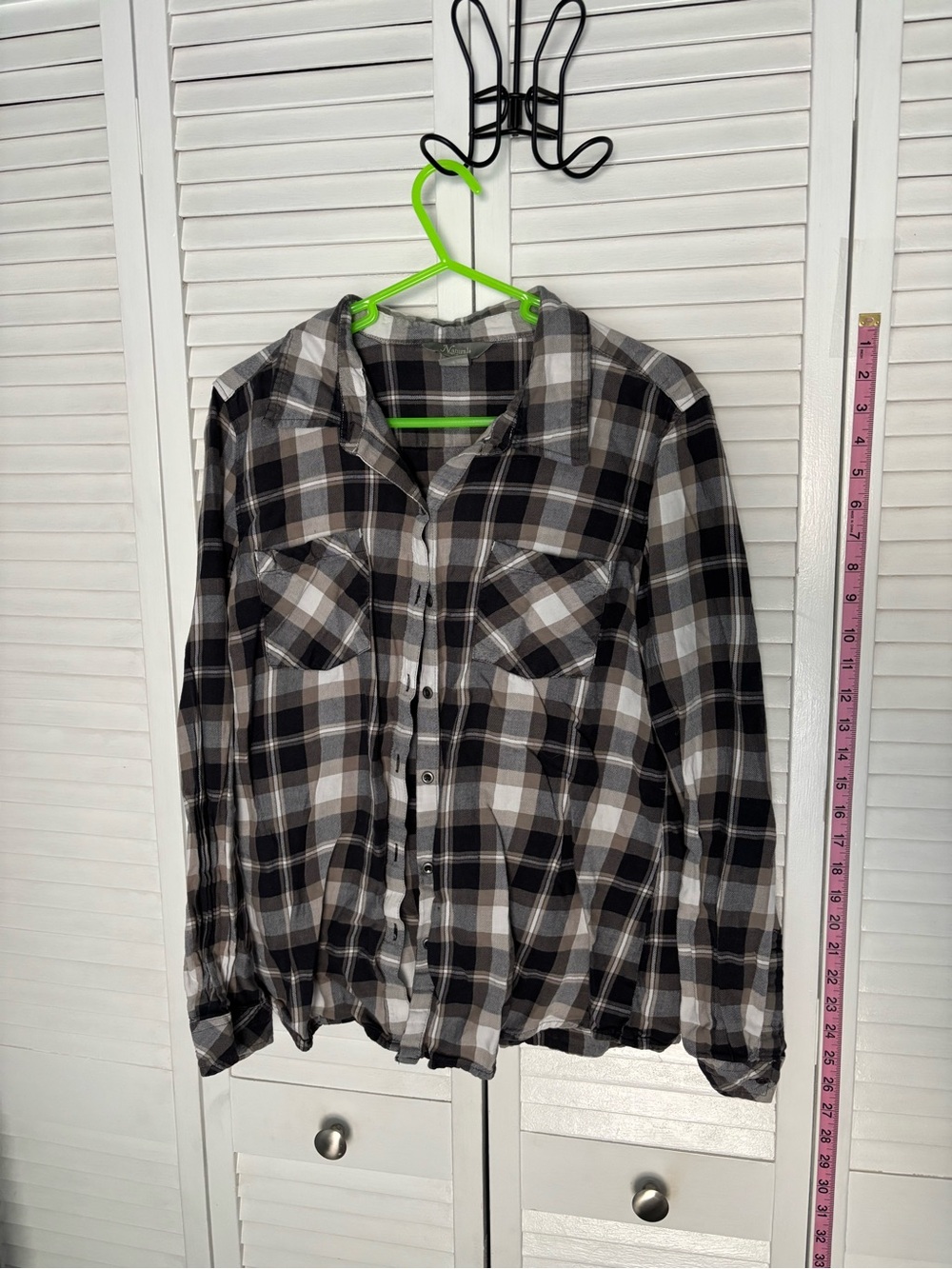 Natural Reflections Black, Gray & White Plaid Button-Down Shirt